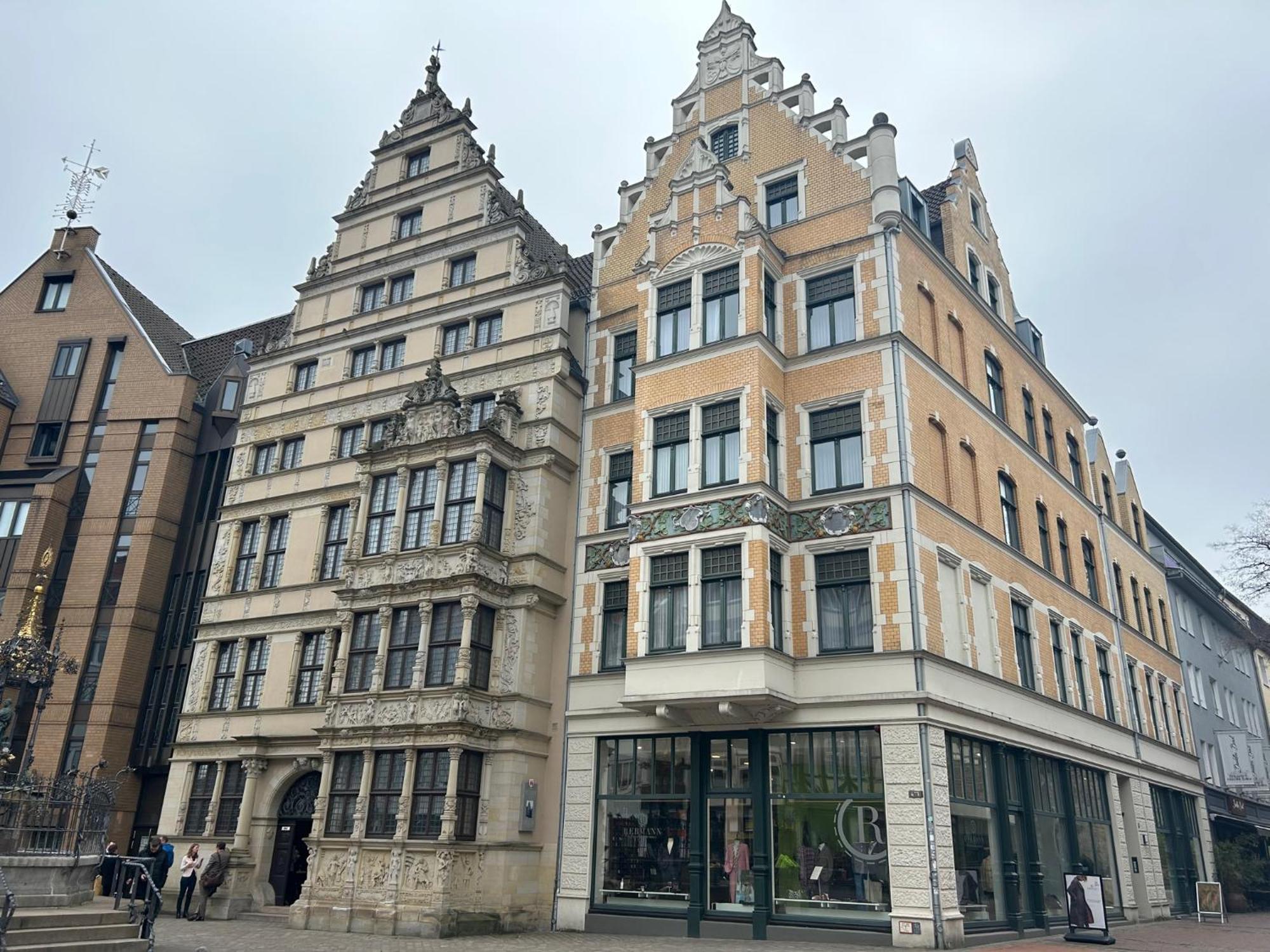 Eich-Penthouse, Zentral Am Stadtwald Mit Ausblick Ueber Die Stadt, 24H Self Check-In, Netflix, Disneyplus Hannover Luaran gambar