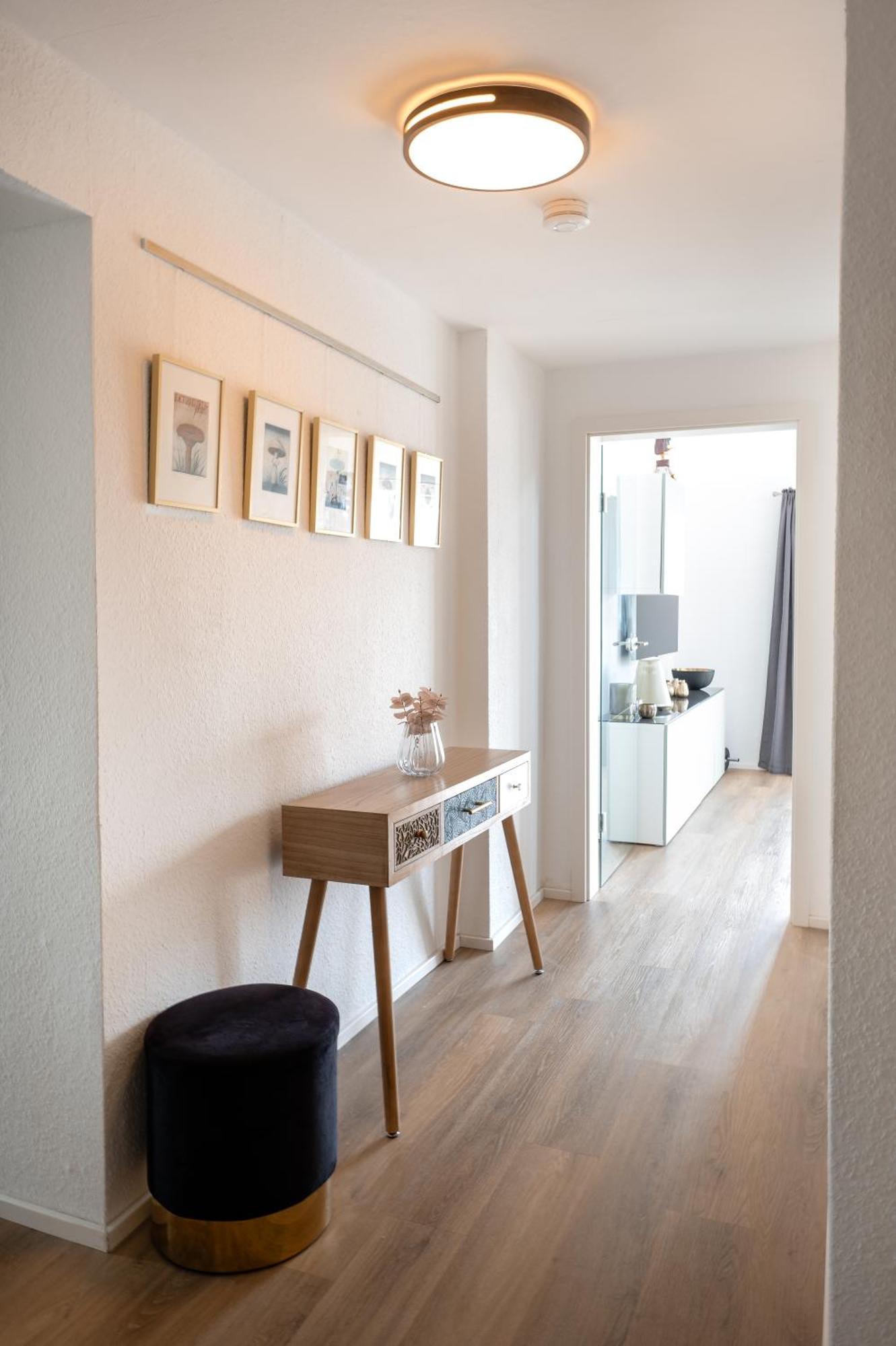 Eich-Penthouse, Zentral Am Stadtwald Mit Ausblick Ueber Die Stadt, 24H Self Check-In, Netflix, Disneyplus Hannover Luaran gambar