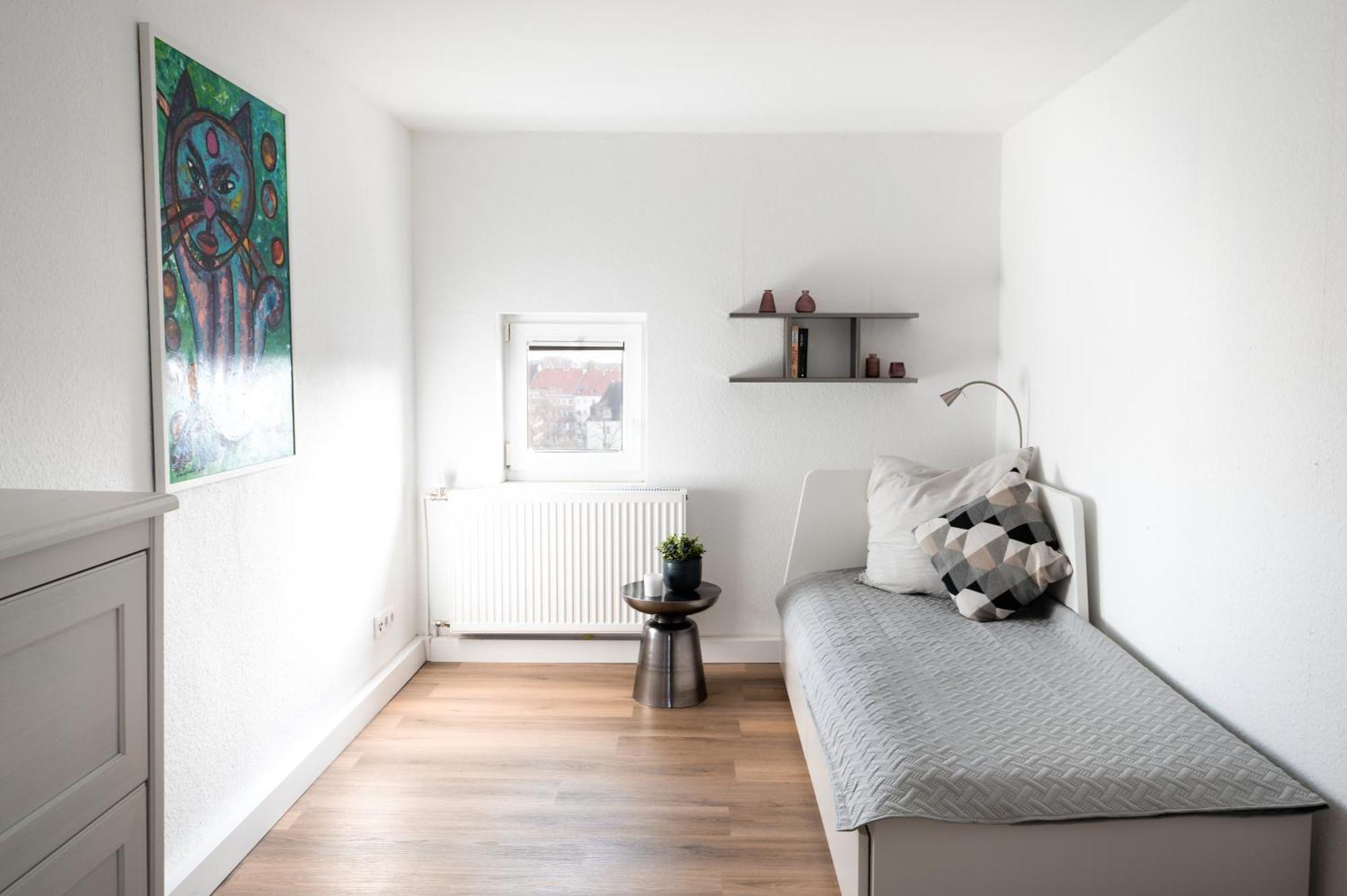 Eich-Penthouse, Zentral Am Stadtwald Mit Ausblick Ueber Die Stadt, 24H Self Check-In, Netflix, Disneyplus Hannover Luaran gambar